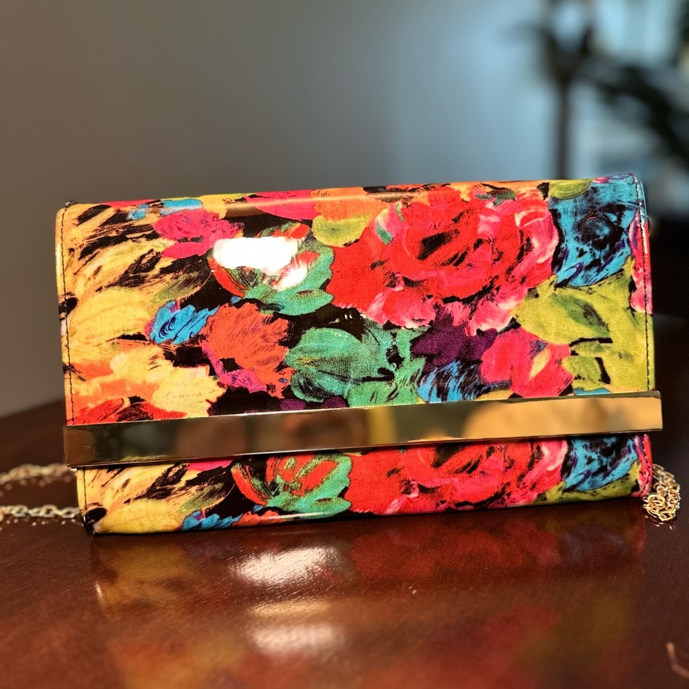 100% AUTHENTIC Steve Madden Patent Leather Floral Clutch
